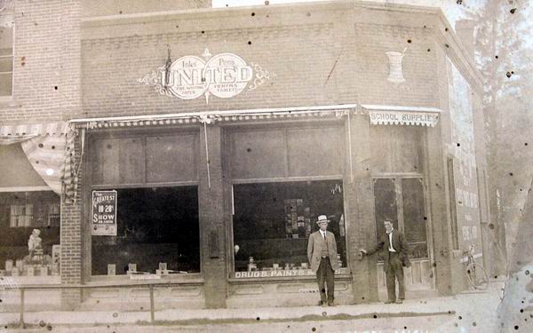 Rexall Drugs Hadley (newer photo)